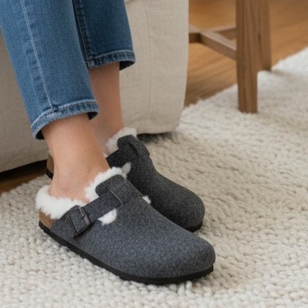 New Secret Treasures Clog Slippers Womens 7-8 Gray NWT Faux Fur Felt Buckle Boho